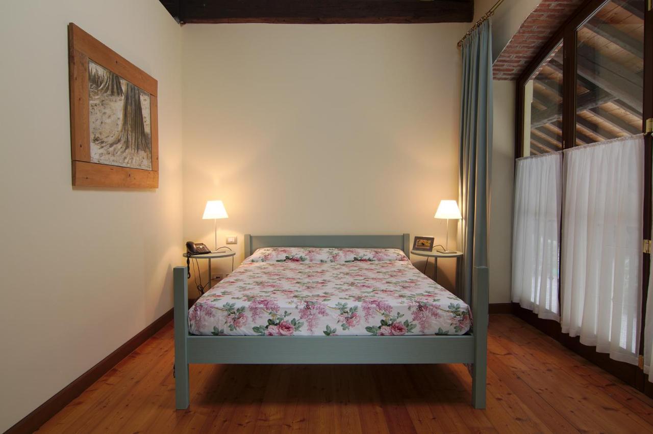 Bed and Breakfast Polidora Laveno-Mombello Exterior foto