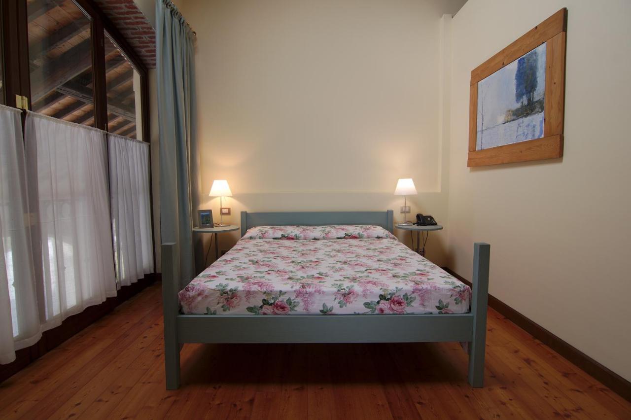 Bed and Breakfast Polidora Laveno-Mombello Exterior foto